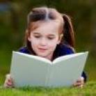 girl reading